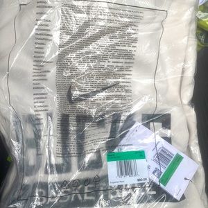 Nike hoodie bucks basket ball